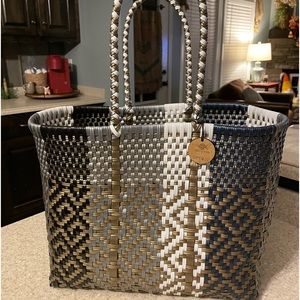 Maria Victoria woven tote